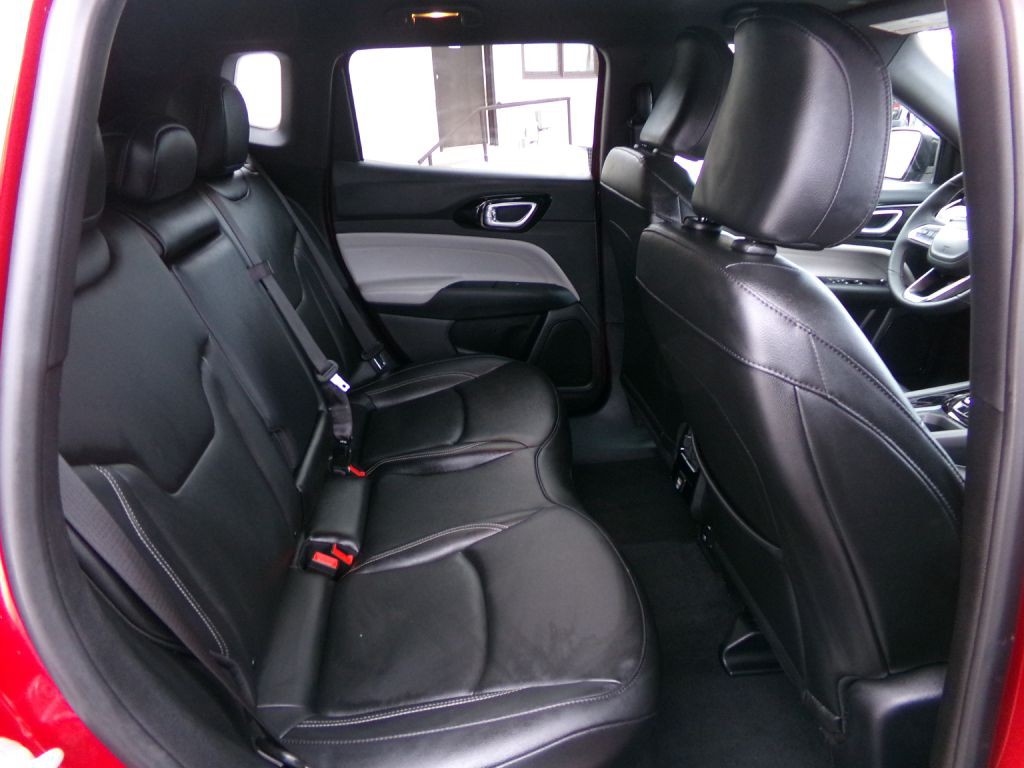 2025 Jeep Compass Image 36