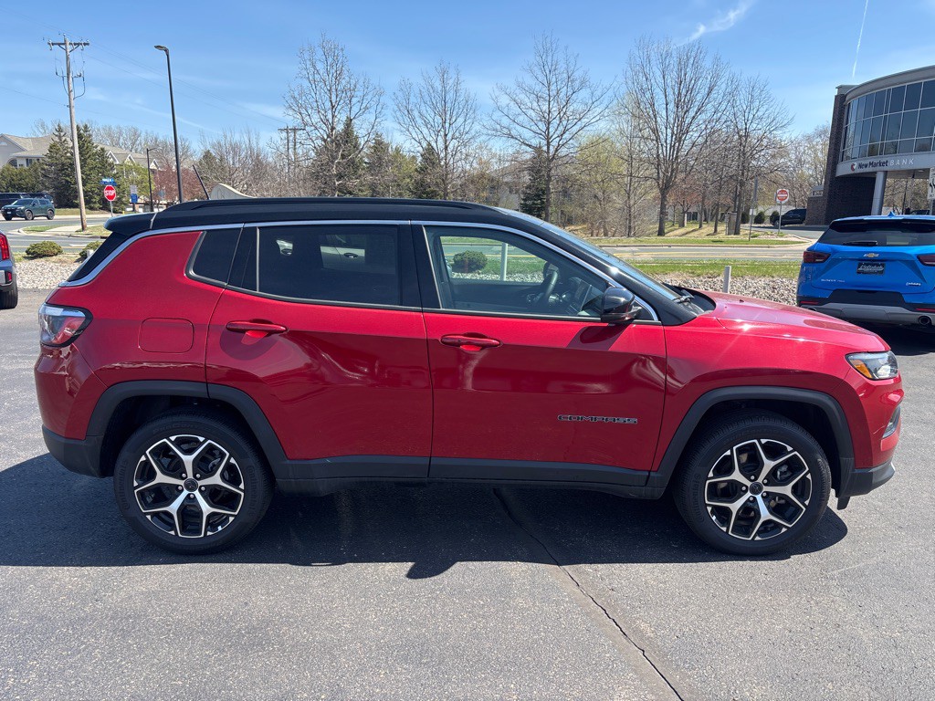 2025 Jeep Compass Image 2