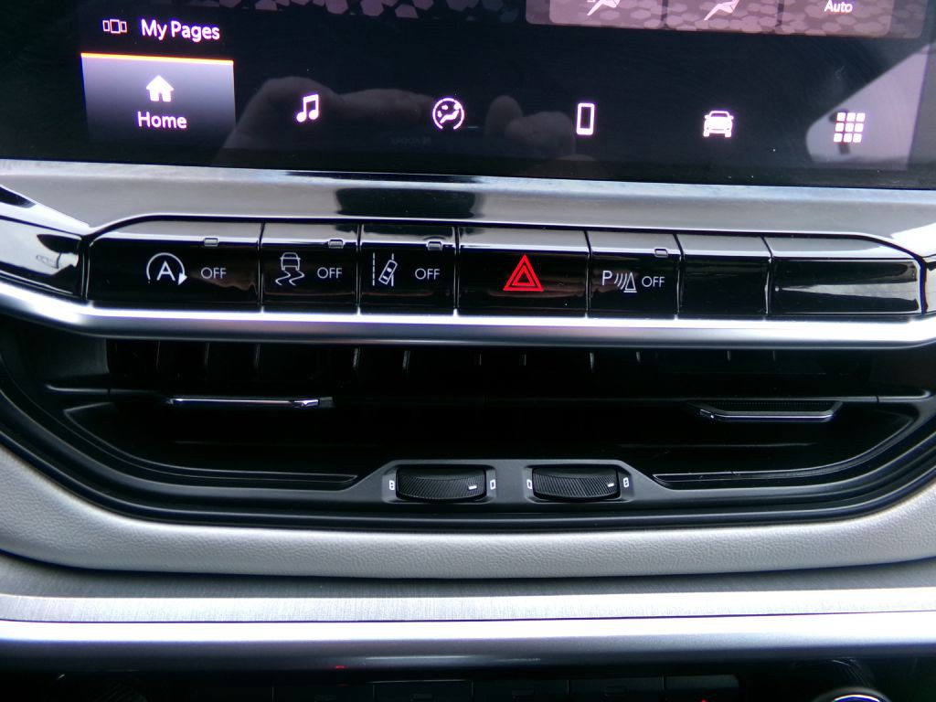 2025 Jeep Compass Image 21
