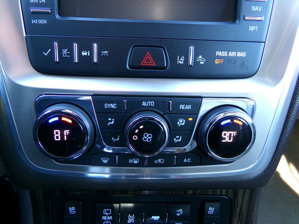 2015 GMC Acadia Image 24