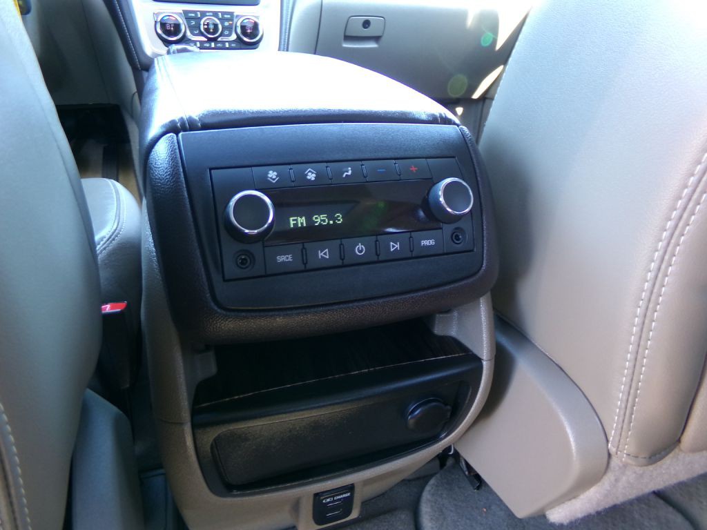 2015 GMC Acadia Image 31