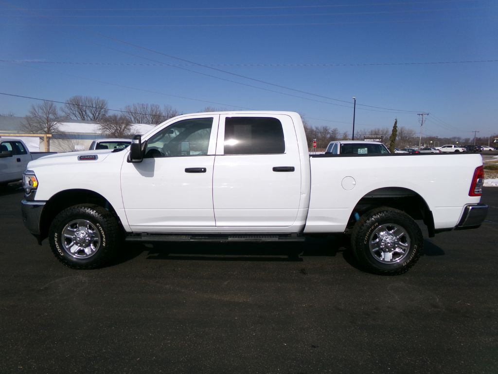 2023 RAM 2500 Image 7