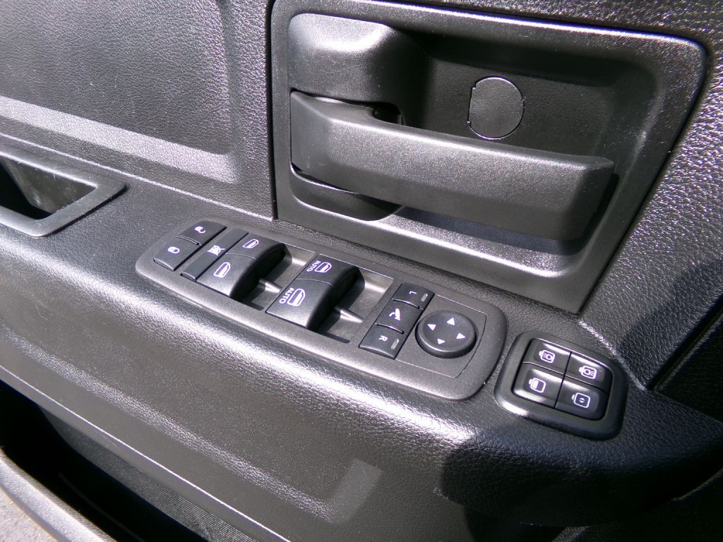 2023 RAM 2500 Image 15