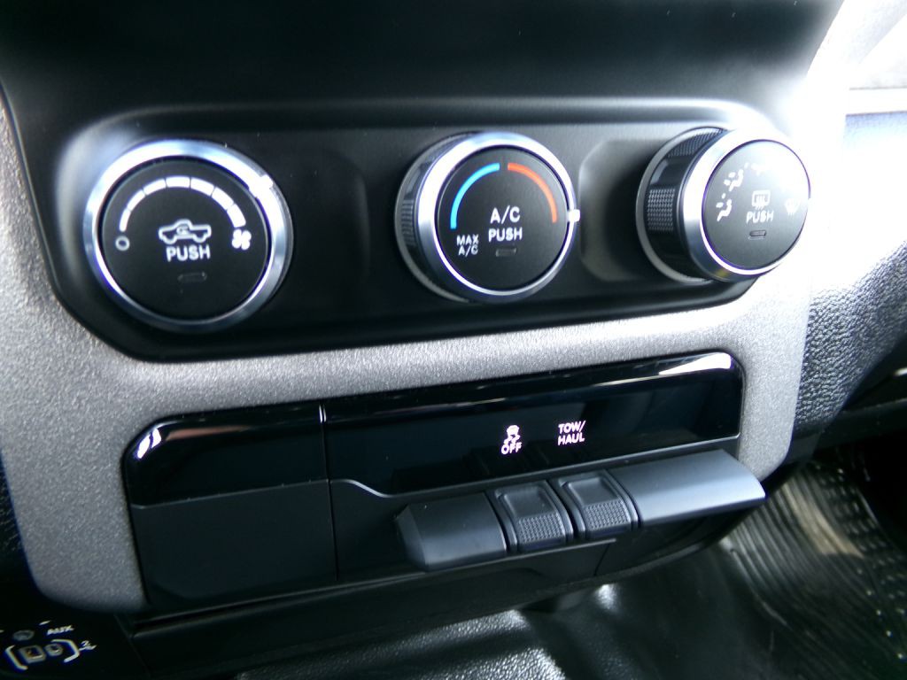 2023 RAM 2500 Image 23