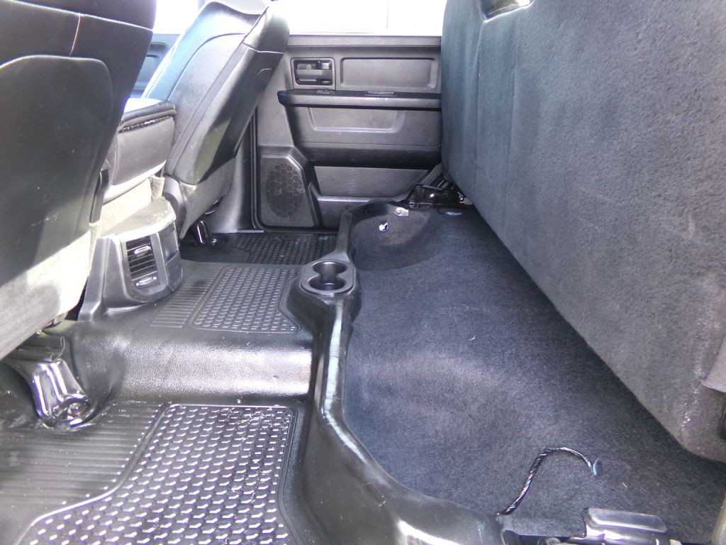 2023 RAM 2500 Image 32