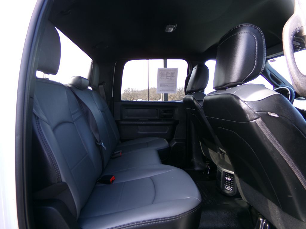 2023 RAM 2500 Image 36