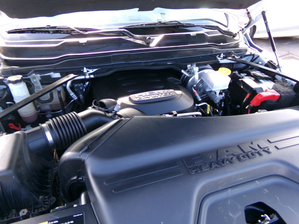 2023 RAM 2500 Image 38