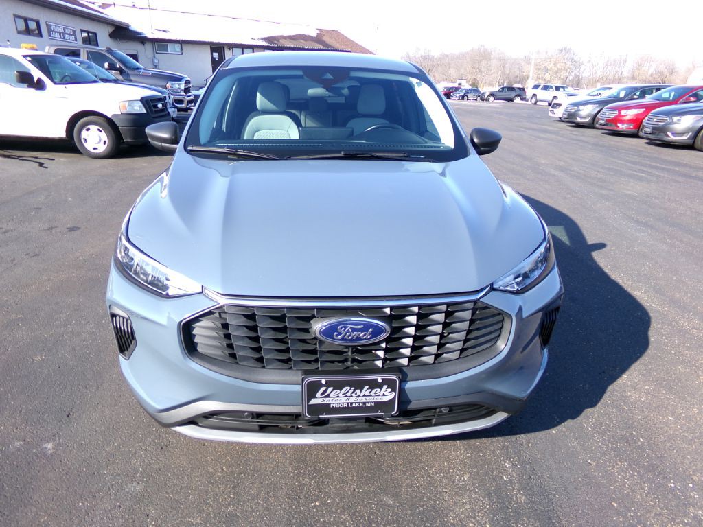 2023 Ford Escape Image 4