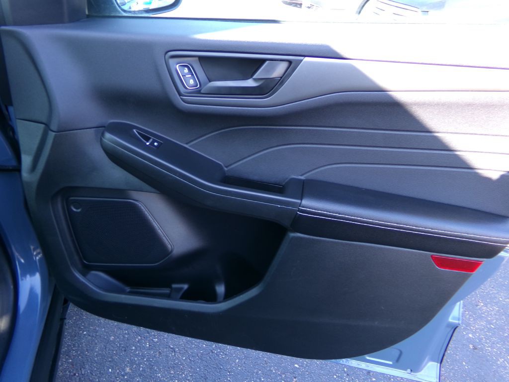 2023 Ford Escape Image 37