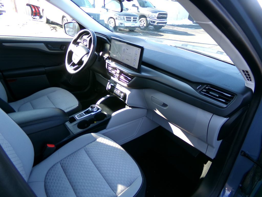 2023 Ford Escape Image 39