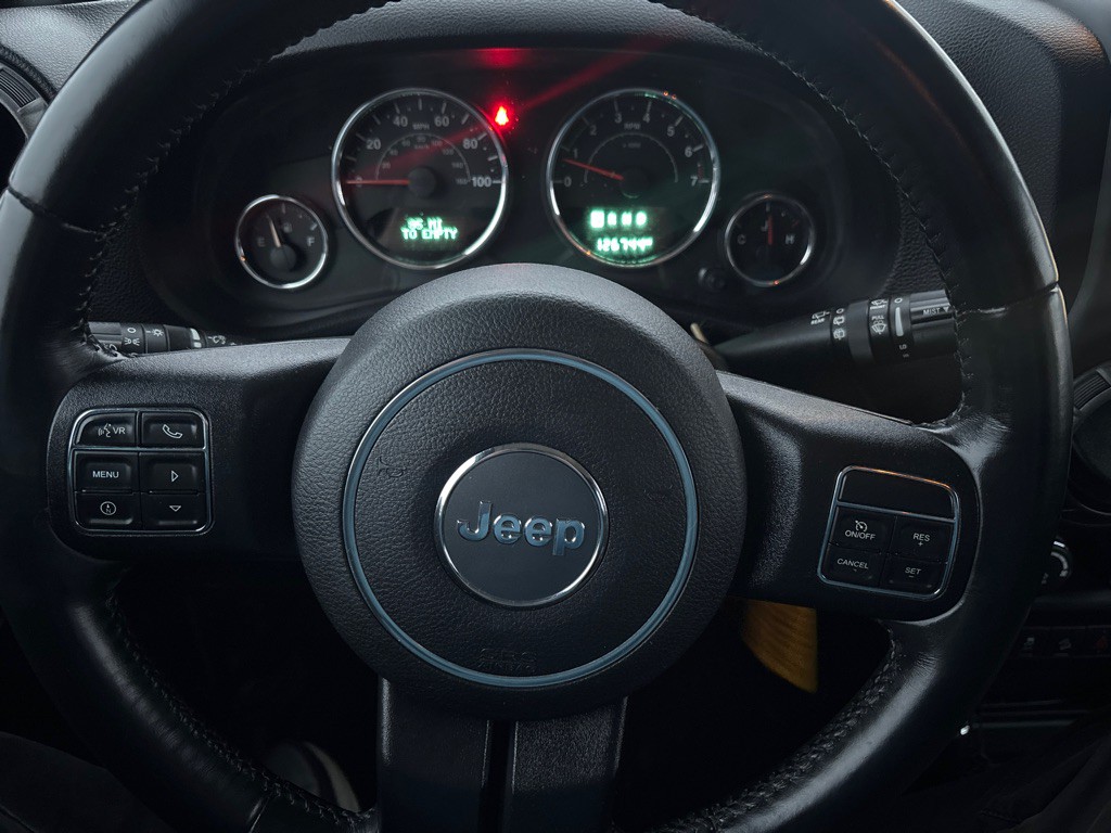 2016 Jeep Wrangler Image 12