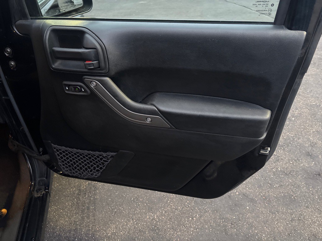 2016 Jeep Wrangler Image 21