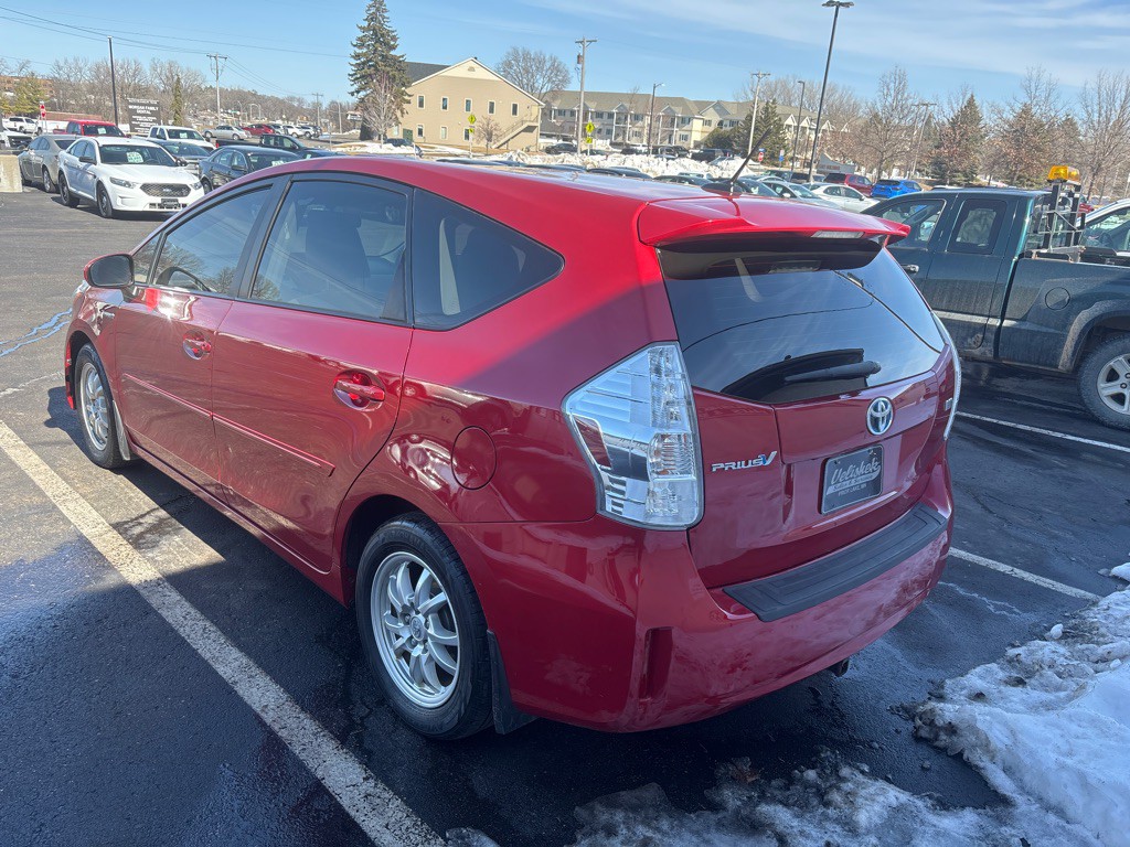 2013 Toyota Prius Image 5