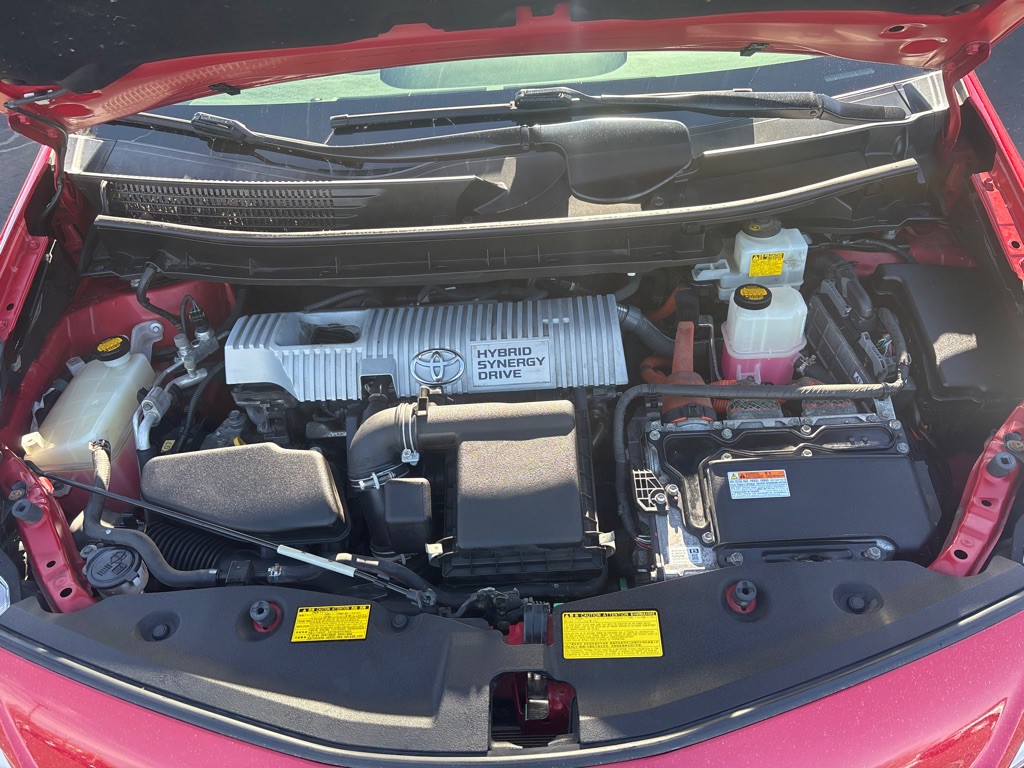 2013 Toyota Prius Image 31