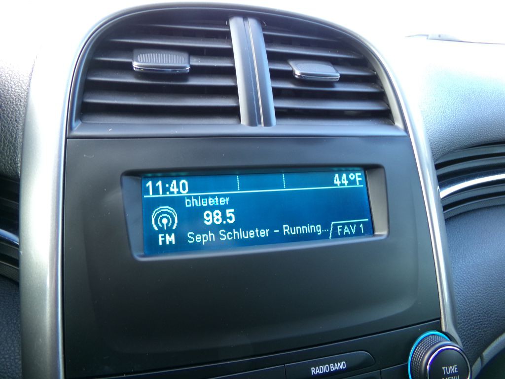 2015 Chevrolet Malibu Image 25