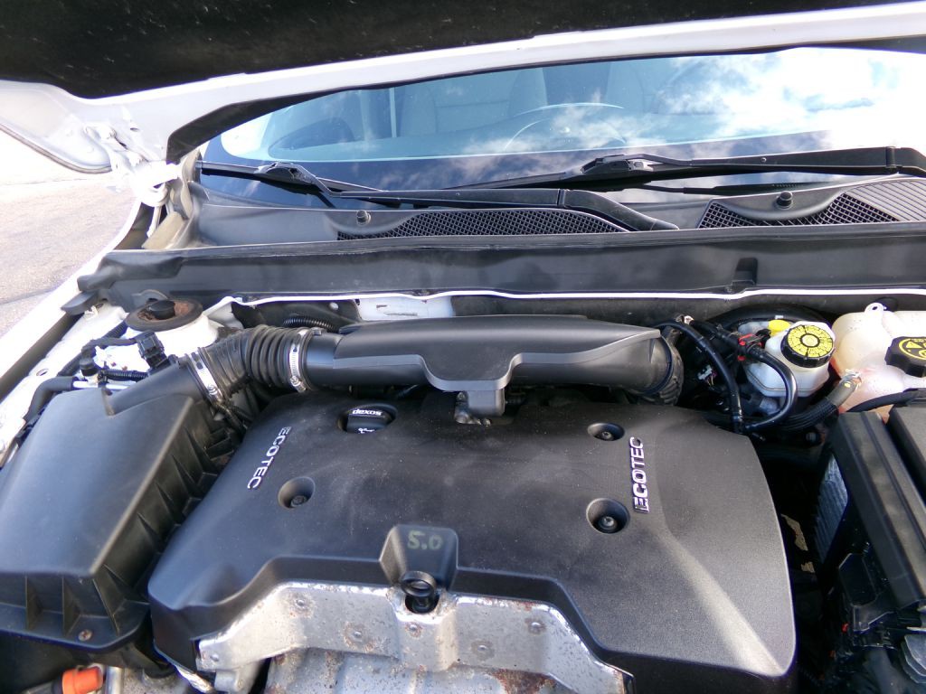 2015 Chevrolet Malibu Image 32