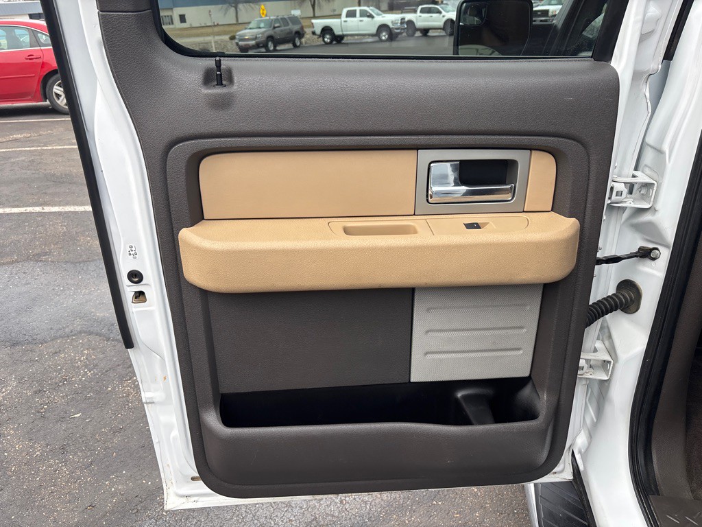 2011 Ford F-150 Image 21