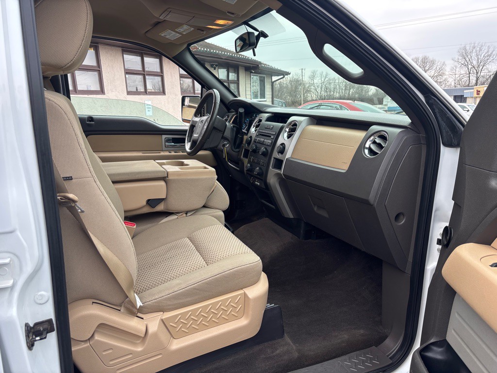 2011 Ford F-150 Image 27