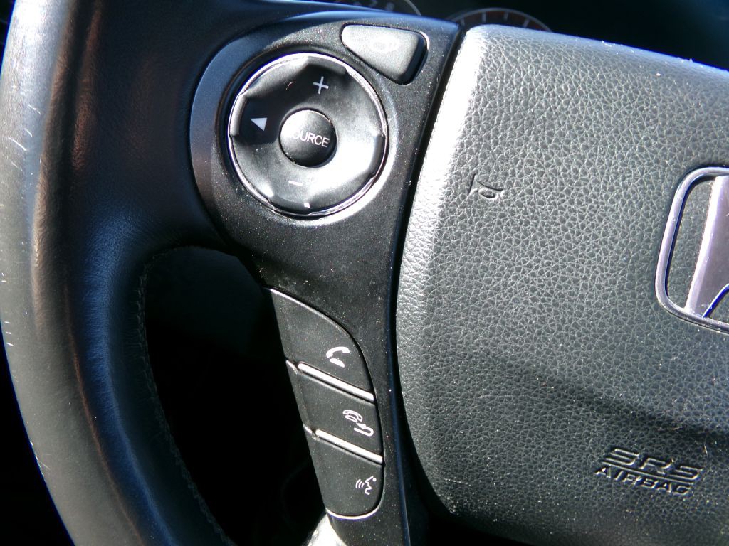 2014 Honda Accord Image 17
