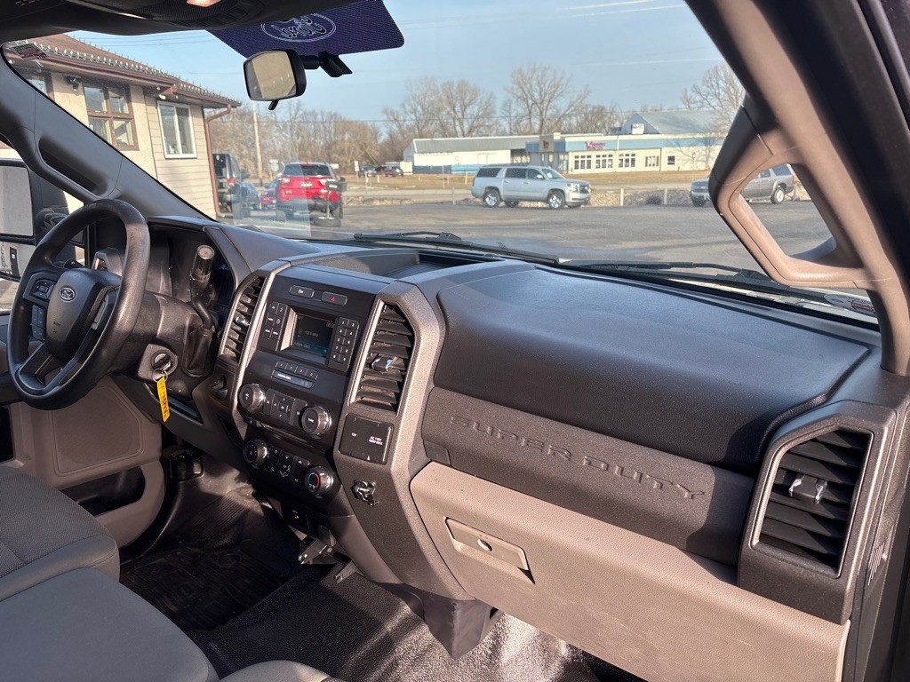 2017 Ford F-250 Image 27