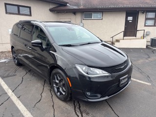 Image for 2018 Chrysler Pacifica Limited ID: 7264655