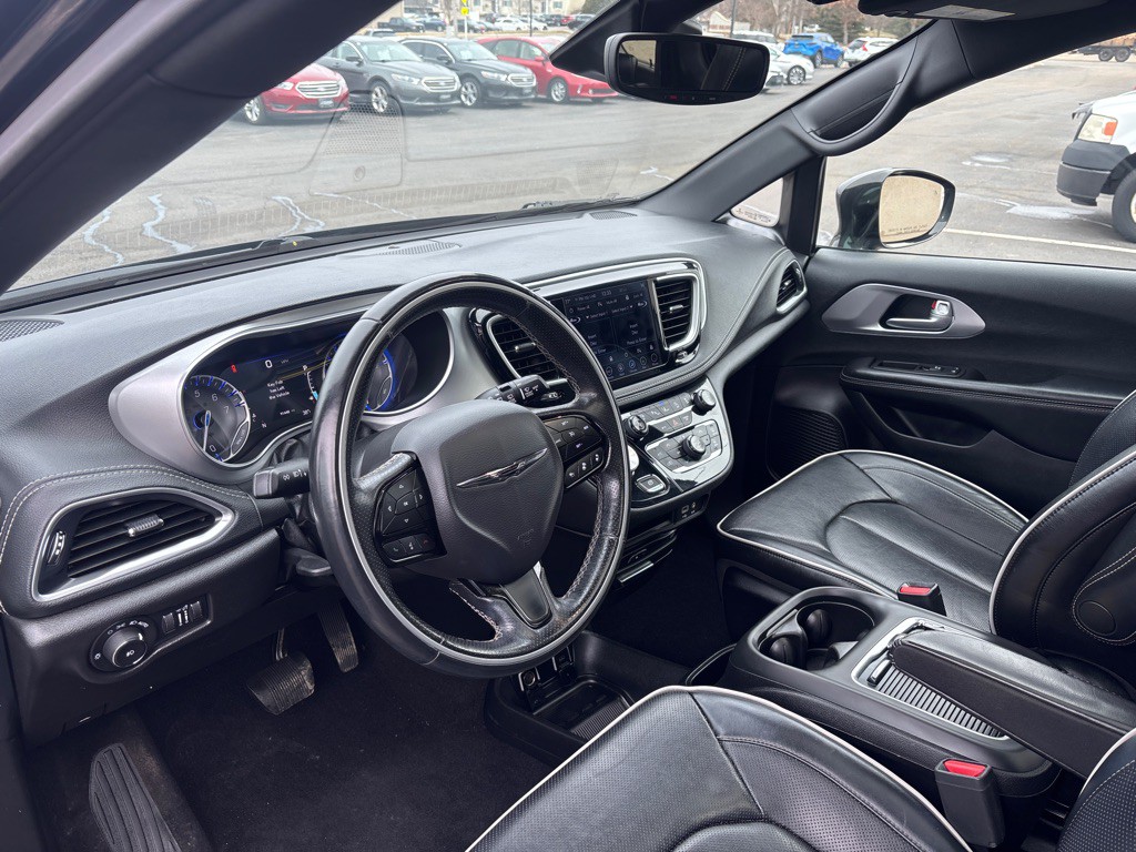 2018 Chrysler Pacifica Image 14