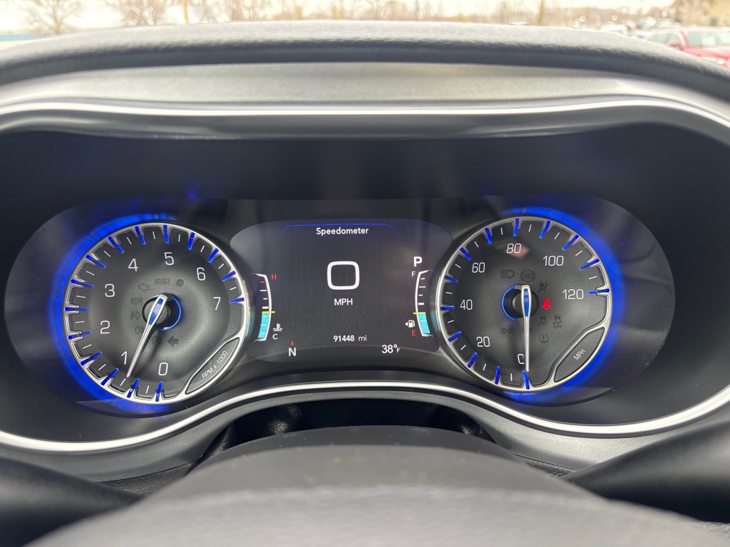 2018 Chrysler Pacifica Image 19