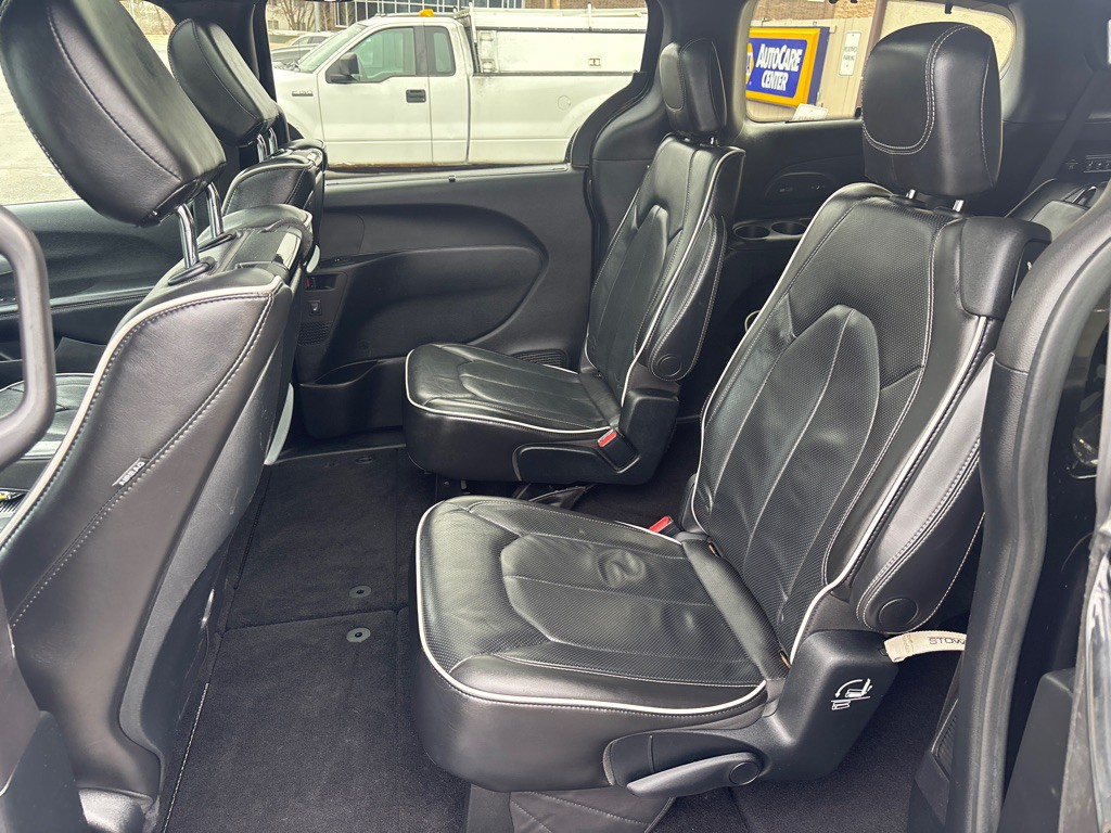 2018 Chrysler Pacifica Image 33