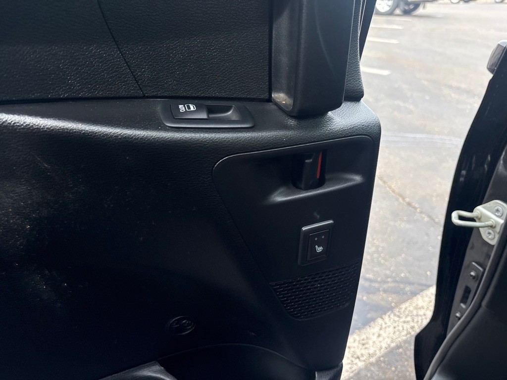 2018 Chrysler Pacifica Image 37