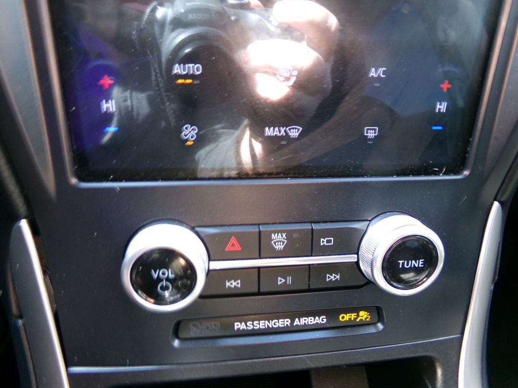 2023 Ford Edge Image 23