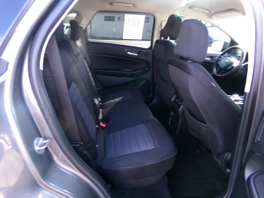2023 Ford Edge Image 36