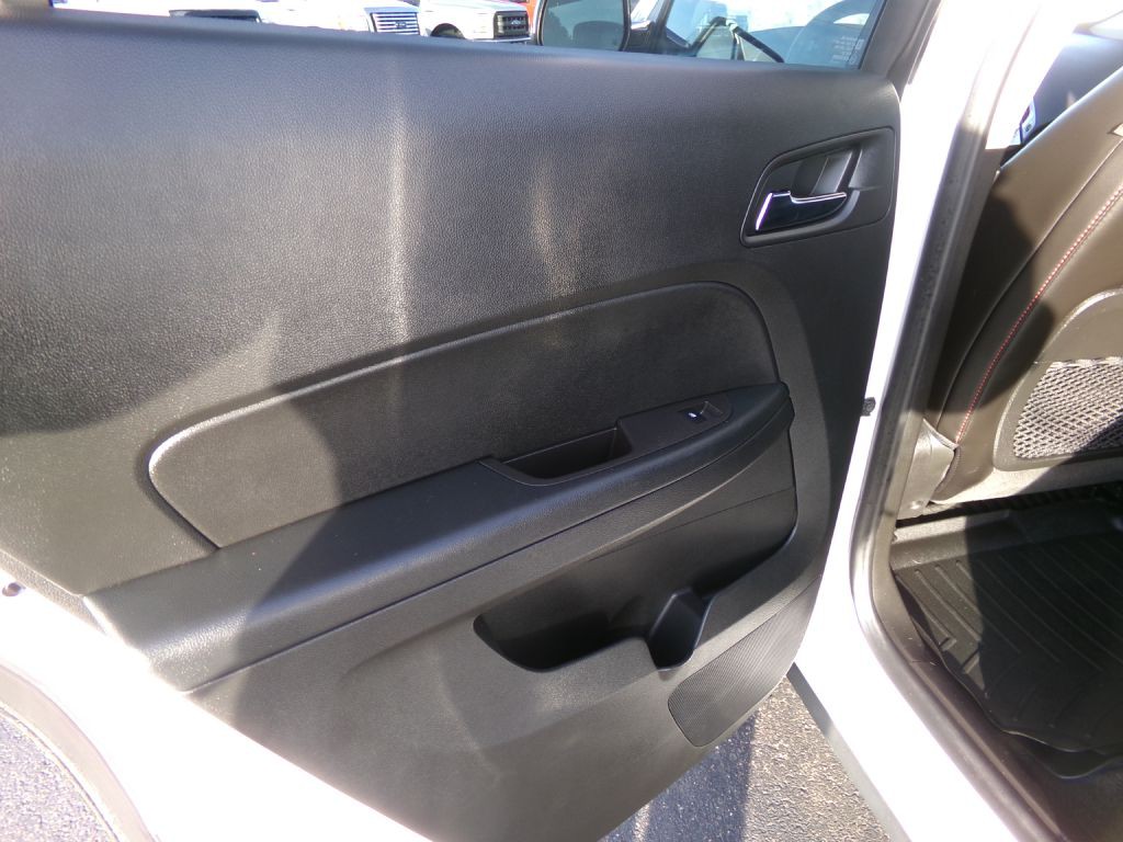 2016 GMC Terrain Image 25