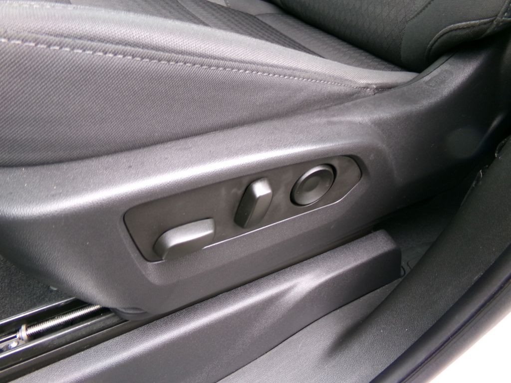 2023 Chevrolet Silverado 1500 Image 19