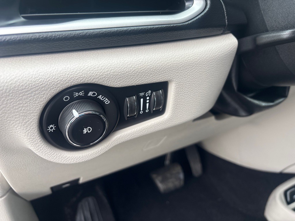 2020 Chrysler Pacifica Image 14