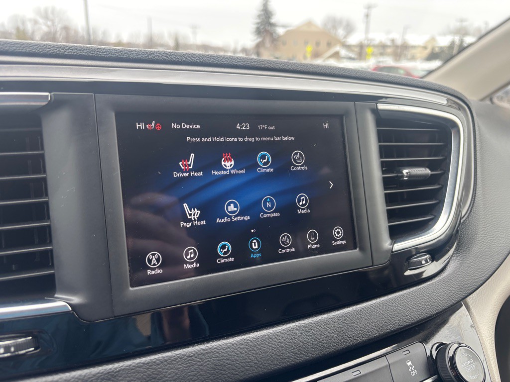 2020 Chrysler Pacifica Image 22