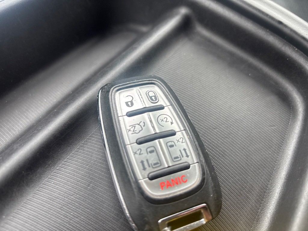 2020 Chrysler Pacifica Image 26