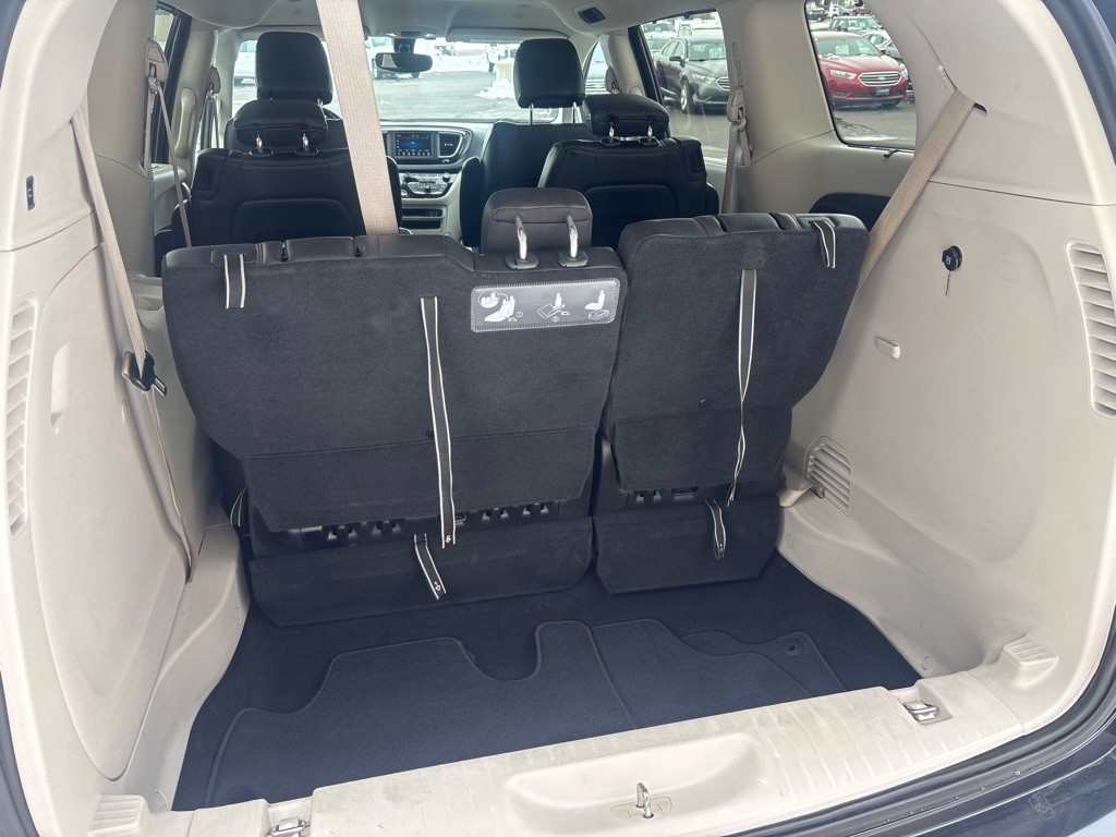 2020 Chrysler Pacifica Image 32