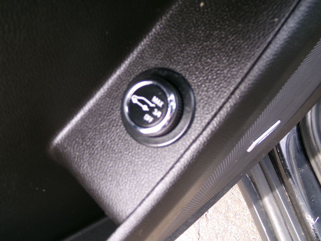 2019 Chevrolet Traverse Image 12