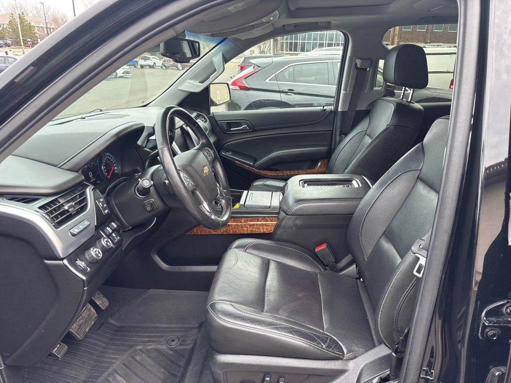 2019 Chevrolet Suburban Image 13