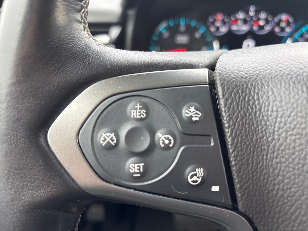 2019 Chevrolet Suburban Image 18