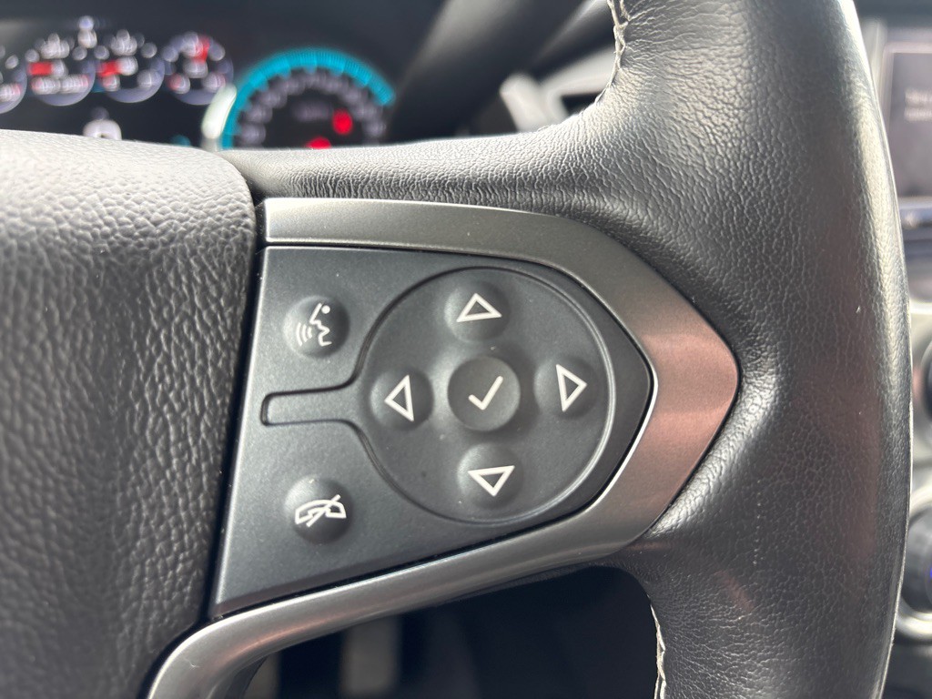 2019 Chevrolet Suburban Image 19