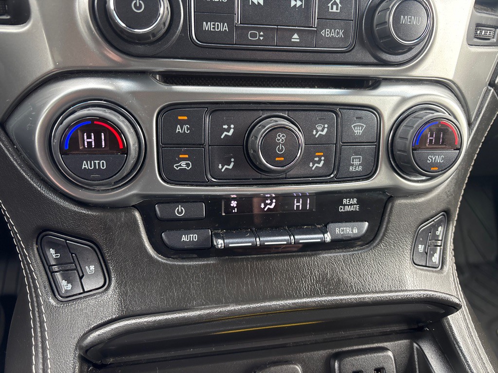 2019 Chevrolet Suburban Image 28