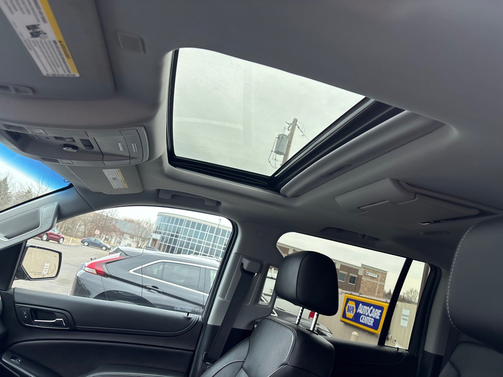 2019 Chevrolet Suburban Image 34