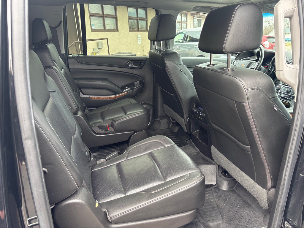 2019 Chevrolet Suburban Image 45