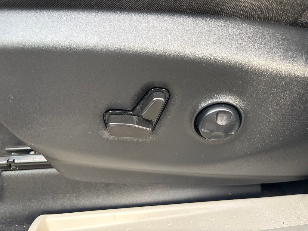 2022 Chrysler Pacifica Image 13