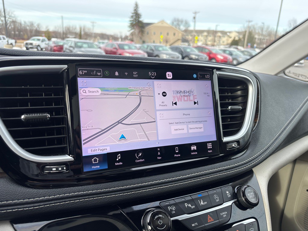 2022 Chrysler Pacifica Image 20