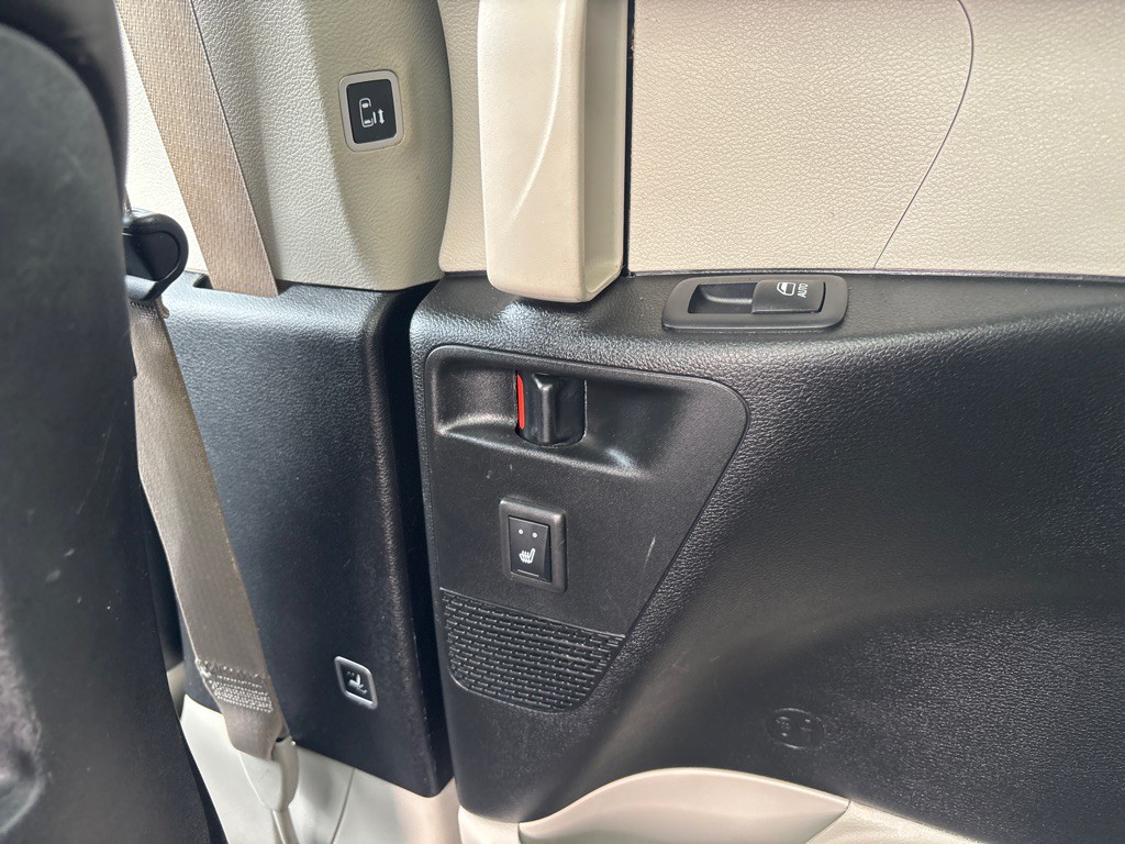 2022 Chrysler Pacifica Image 37