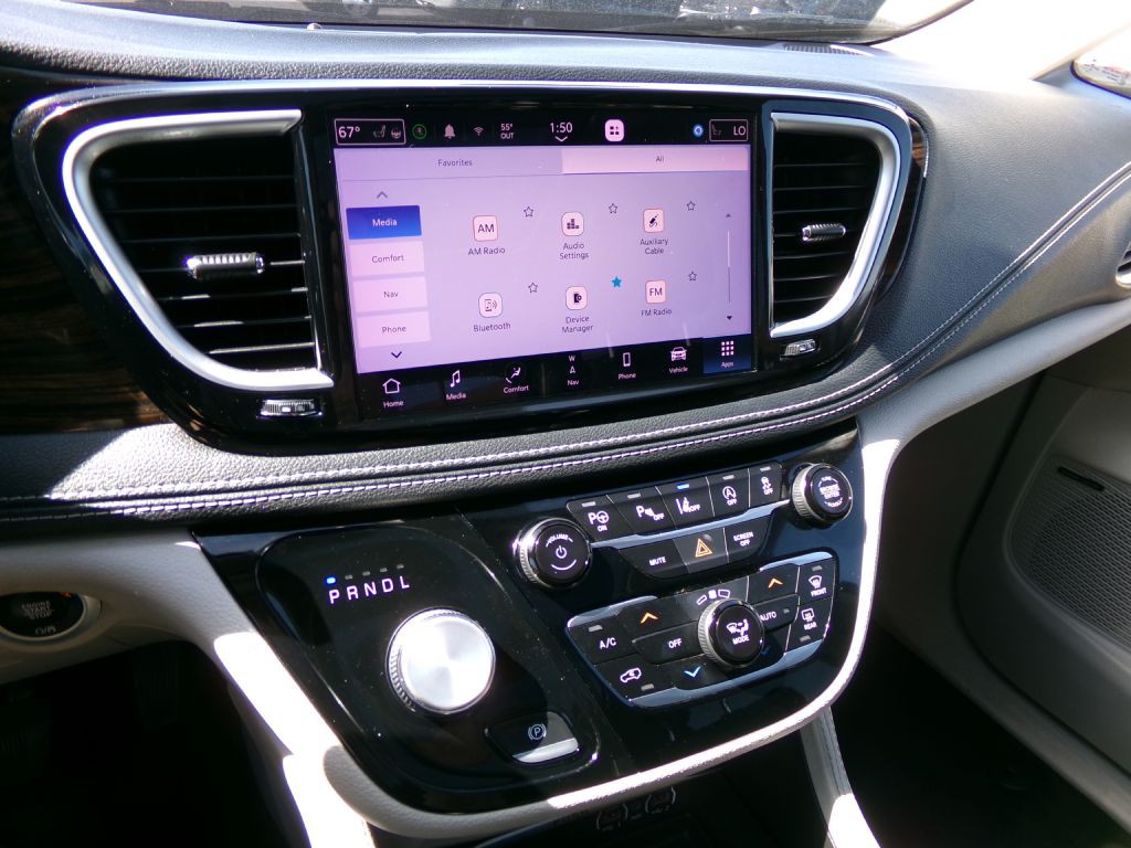 2022 Chrysler Pacifica Image 21