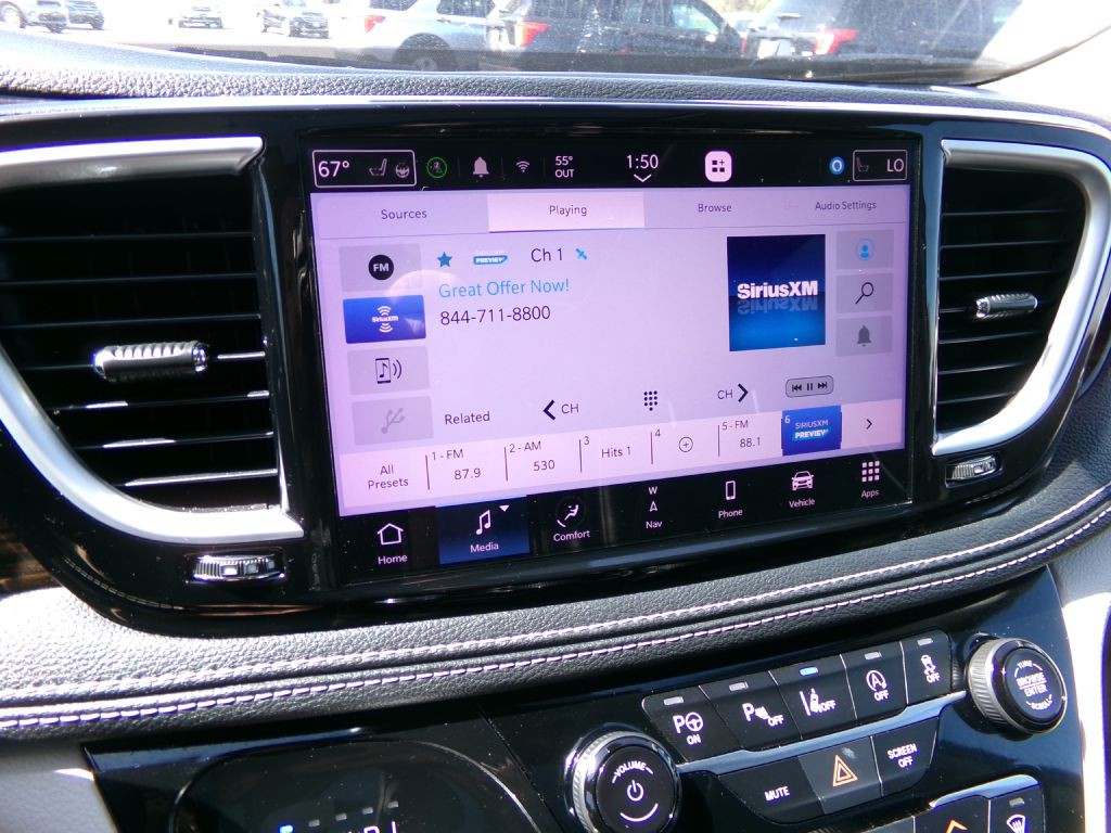 2022 Chrysler Pacifica Image 22