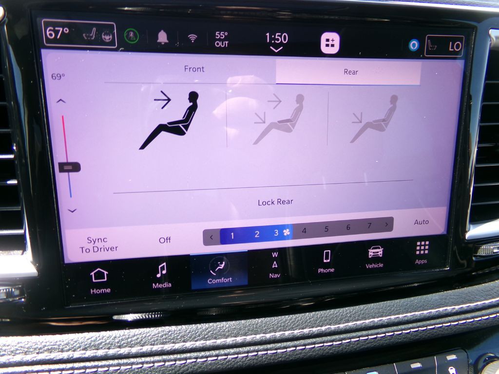 2022 Chrysler Pacifica Image 24